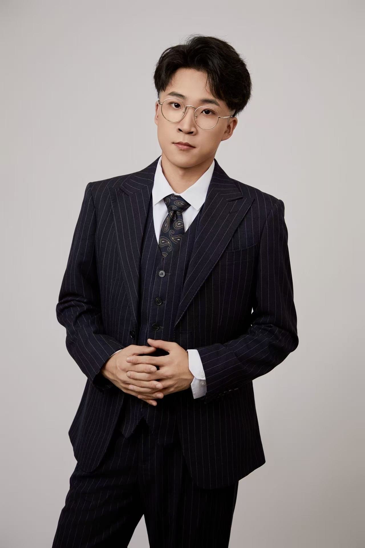 Xingjian Wu